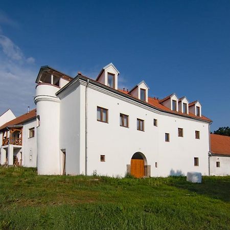 Residence Tvrz Skocice מראה חיצוני תמונה