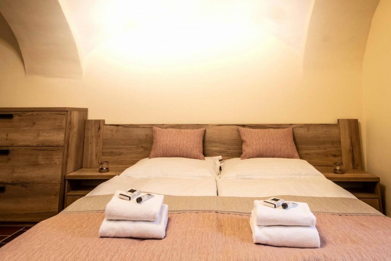 Residence Tvrz Skocice מראה חיצוני תמונה
