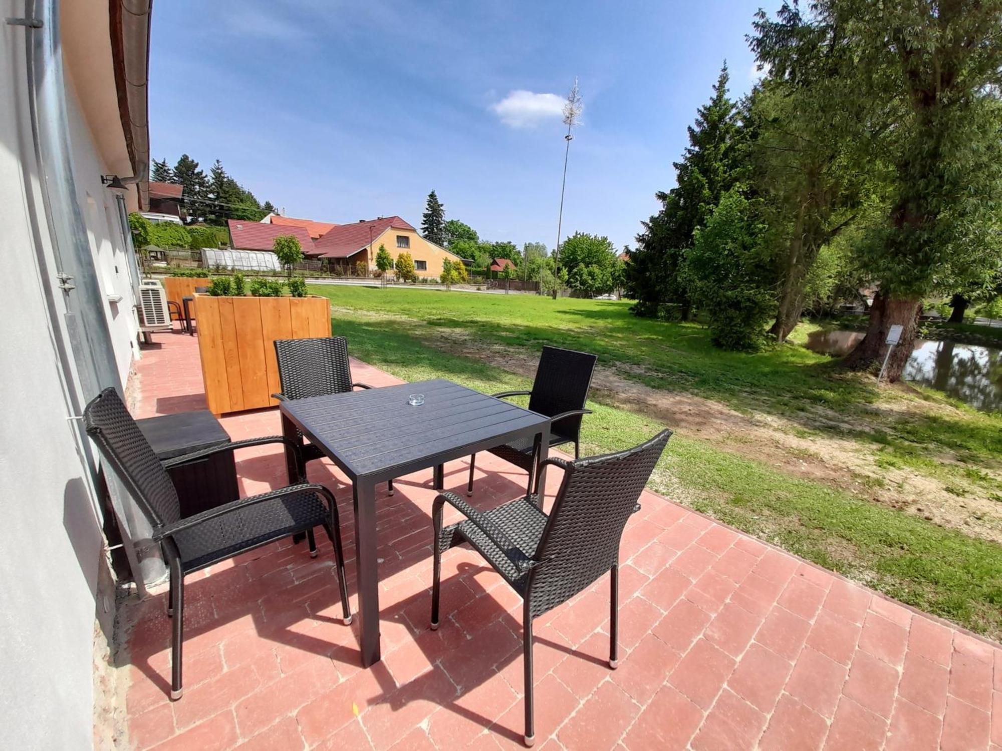 Residence Tvrz Skocice מראה חיצוני תמונה