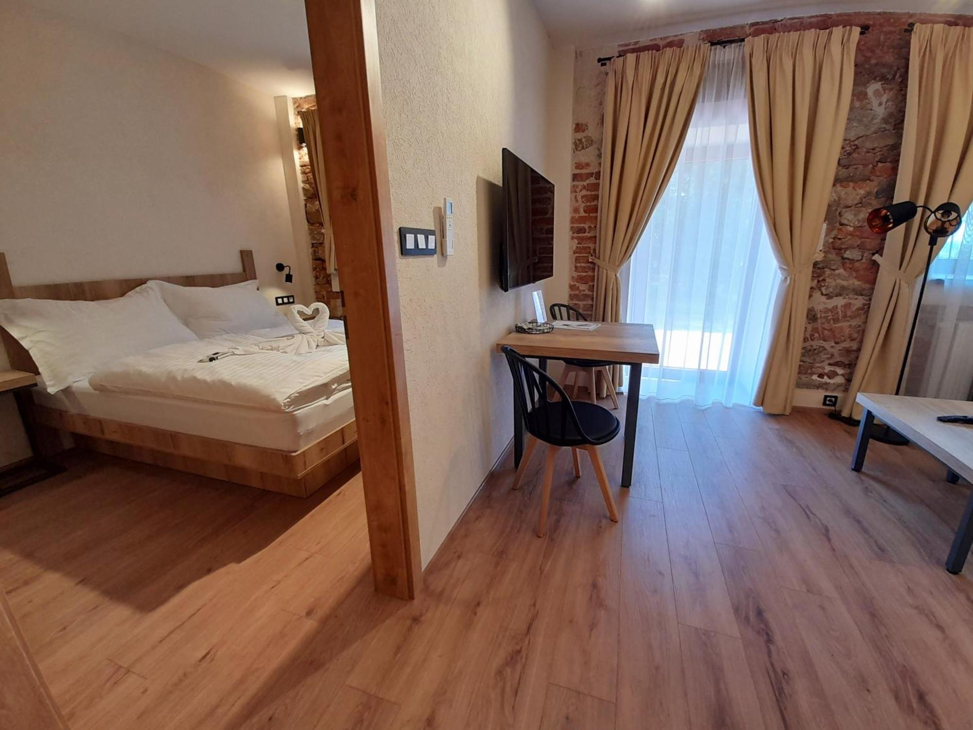 Residence Tvrz Skocice מראה חיצוני תמונה