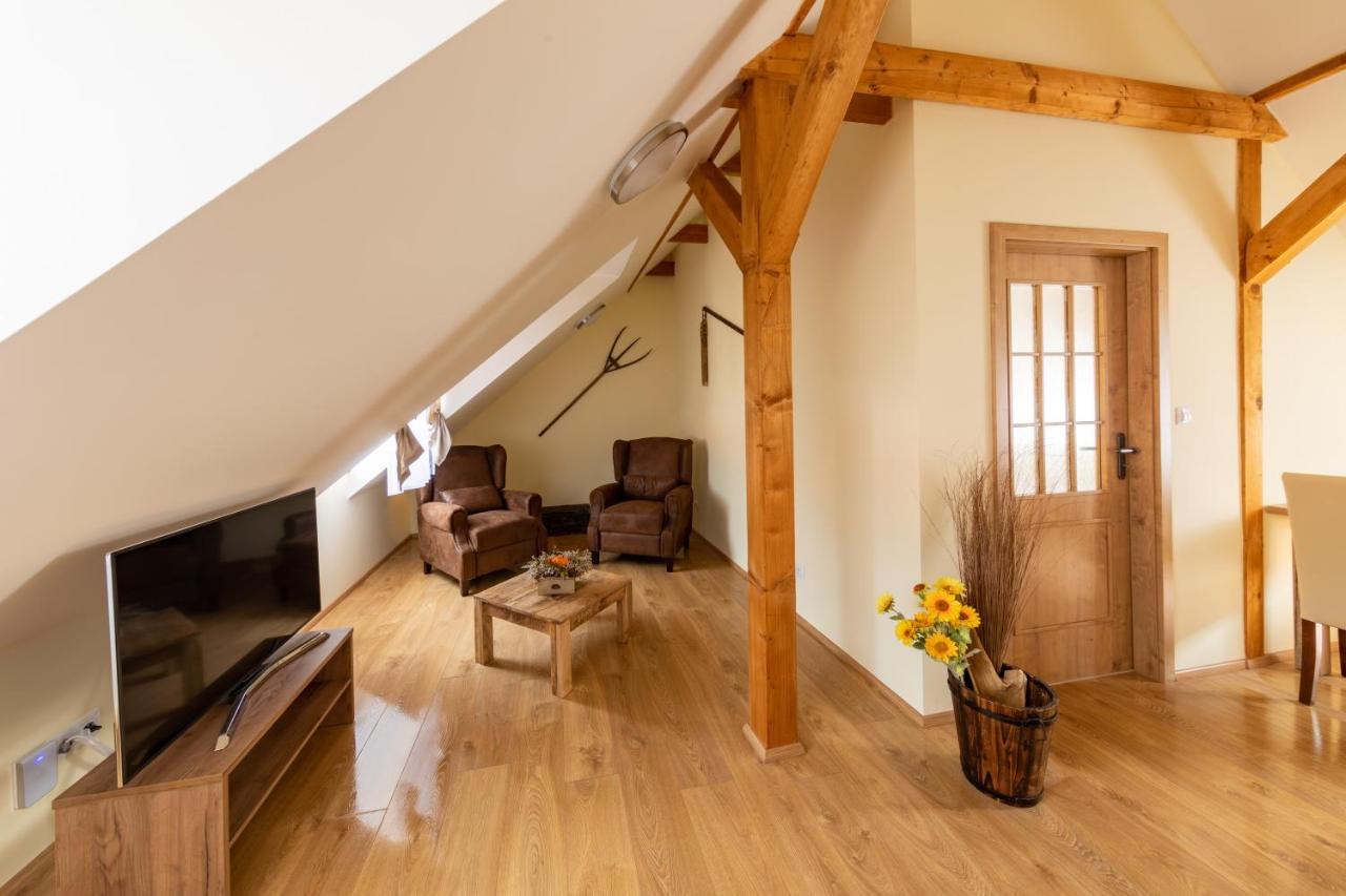 Residence Tvrz Skocice מראה חיצוני תמונה