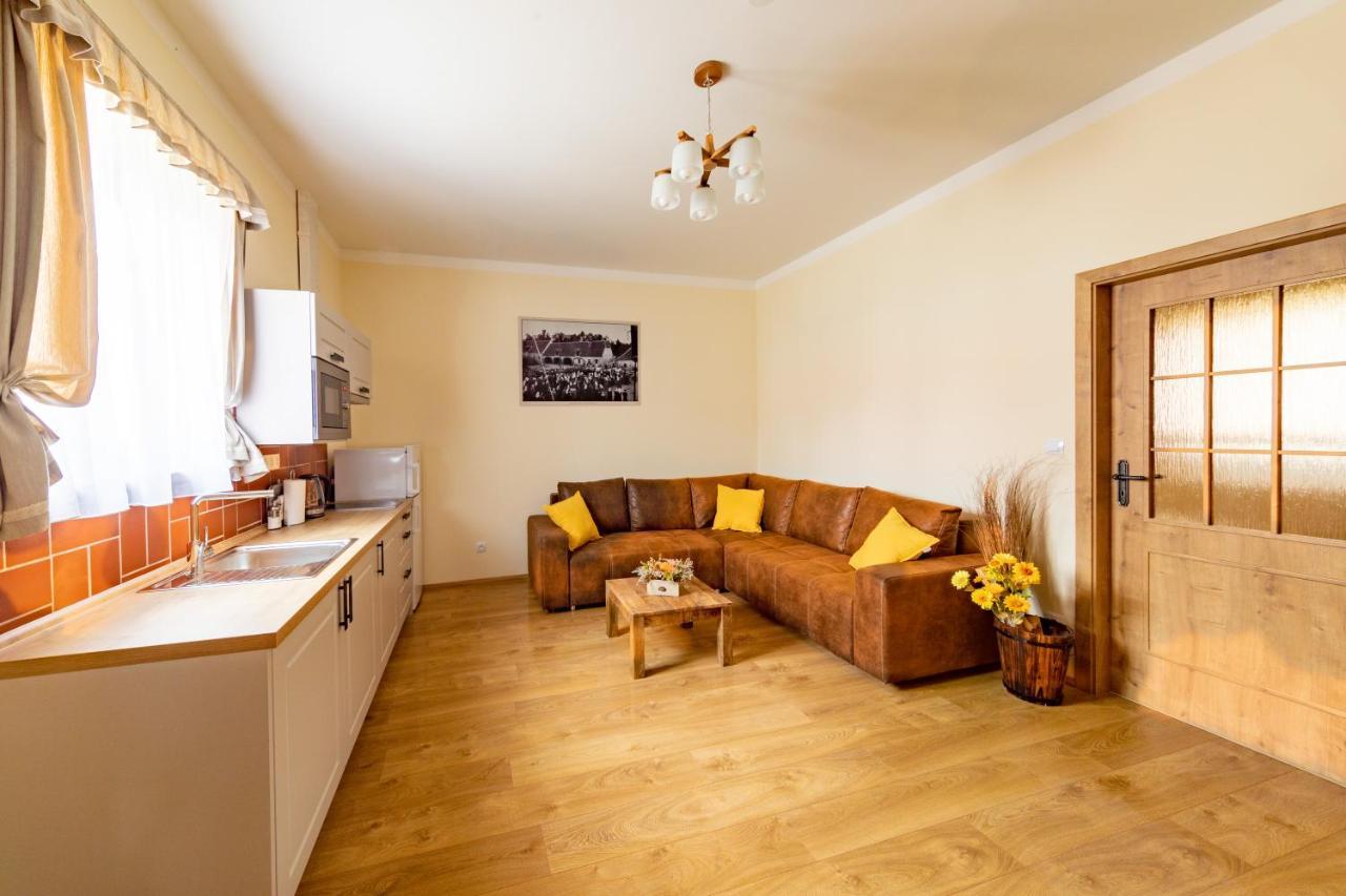 Residence Tvrz Skocice מראה חיצוני תמונה