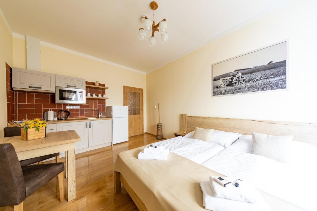 Residence Tvrz Skocice מראה חיצוני תמונה